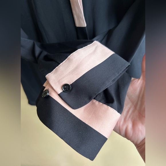 ✌️4 for $20✌️ Ivanka trump colour block blouse - Picture 3 of 11